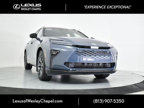 2025 Toyota Crown Signia Limited