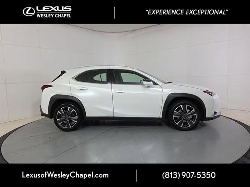 2025 Lexus UX 300h Base
