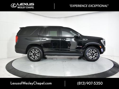 2023 GMC Yukon 4WD AT4