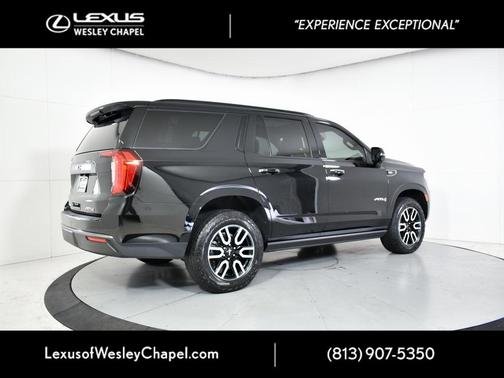 2023 GMC Yukon 4WD AT4