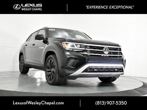 2022 Volkswagen Atlas Cross Sport 2.0T SE w/Technology