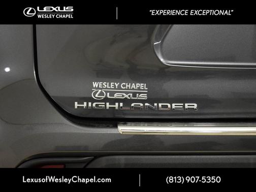 2022 Toyota Highlander Hybrid LE