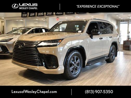 2025 Lexus LX 700h Overtrail