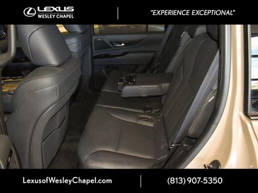 2025 Lexus LX 700h Overtrail