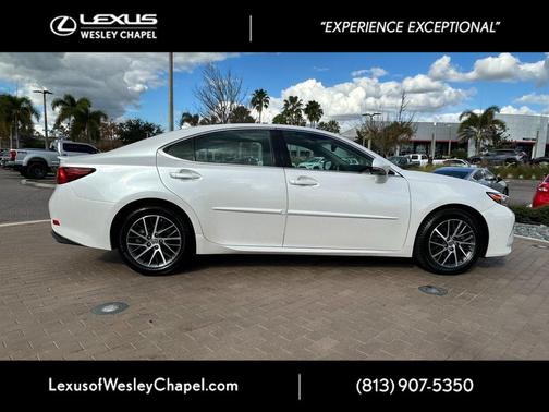 2017 Lexus ES 350 Base