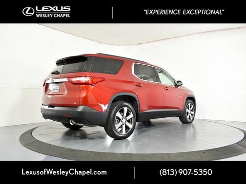 2021 Chevrolet Traverse LT Leather