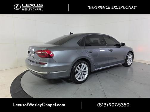 2019 Volkswagen Passat 2.0T Wolfsburg Edition