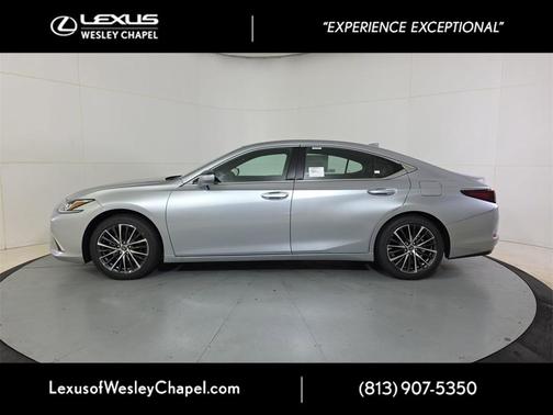 2025 Lexus ES 350 Base