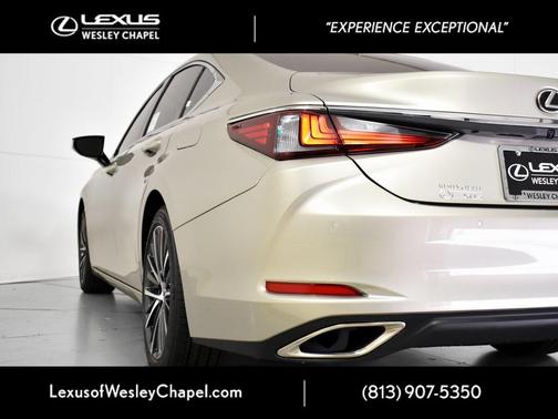 2025 Lexus ES 350 Base