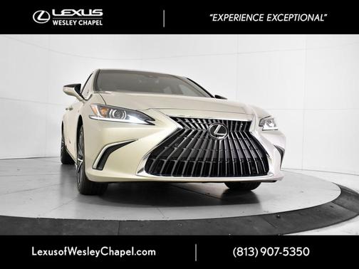 2025 Lexus ES 350 Base