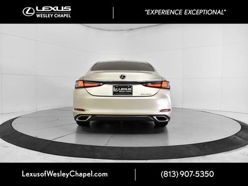 2025 Lexus ES 350 Base