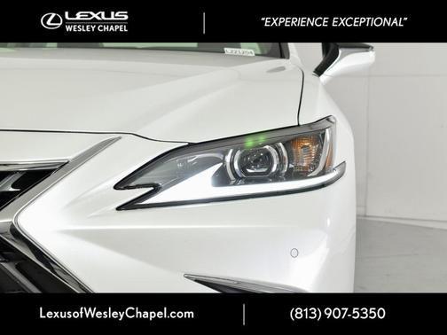 2025 Lexus ES 350 Base