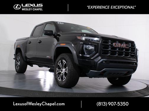Onyx Black 2024 GMC Canyon AT4