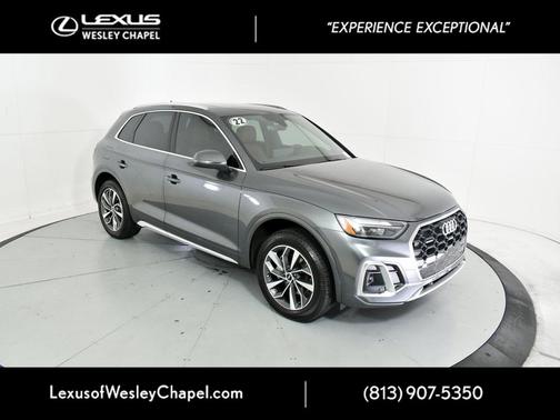 2022 Audi Q5 45 S line Premium