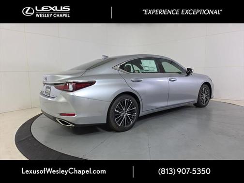 2025 Lexus ES 350 Base