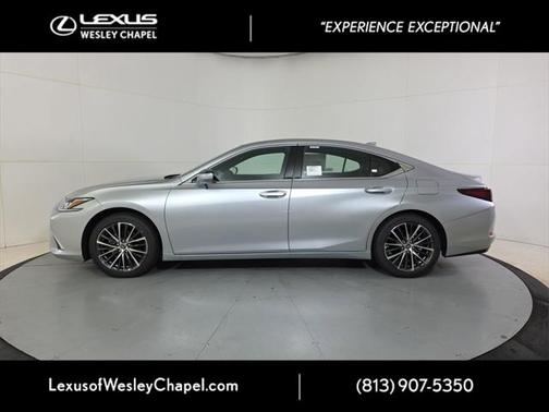 2025 Lexus ES 350 Base