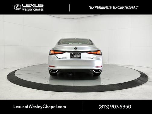 2025 Lexus ES 350 Base