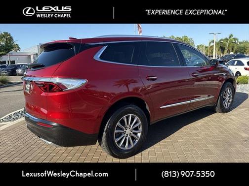 2022 Buick Enclave AWD Essence