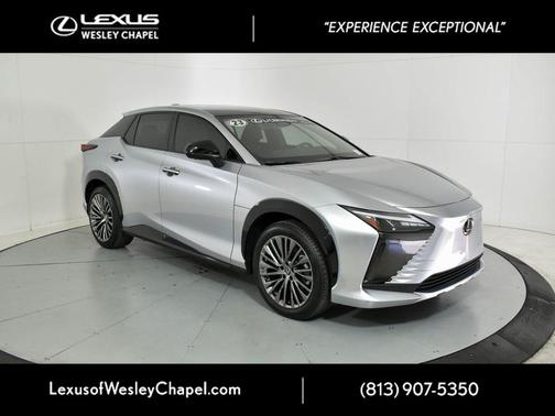 2023 Lexus RZ 450e Luxury