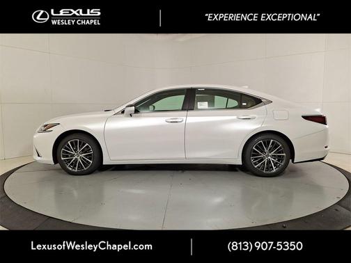 2025 Lexus ES 350 Base
