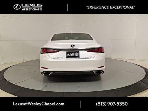 2025 Lexus ES 350 Base