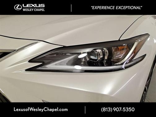 2025 Lexus ES 350 Base