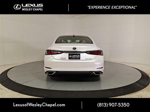 2025 Lexus ES 350 Base