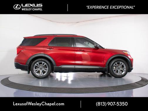 Rapid Red Metallic Tinted Clearcoat 2021 Ford Explorer XLT