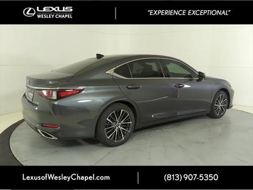 2024 Lexus ES 350 Premium