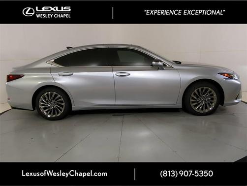 2025 Lexus ES 350 Ultra Luxury