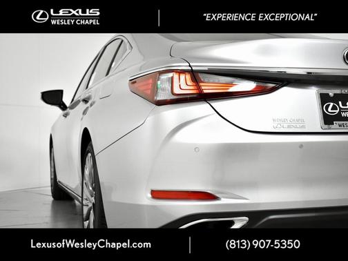 2025 Lexus ES 350 Ultra Luxury