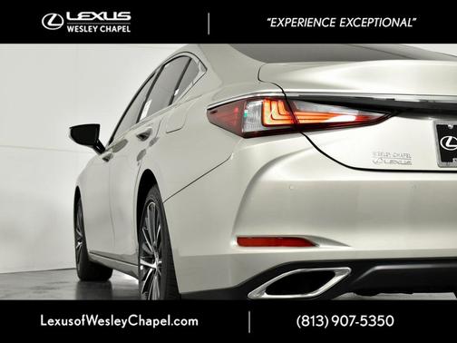 2025 Lexus ES 350 Base