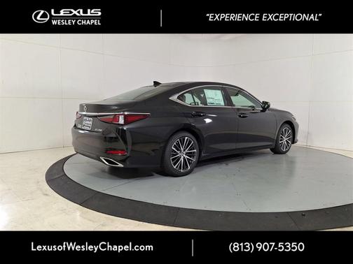 2025 Lexus ES 350 Base
