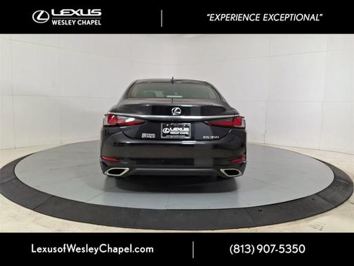 2025 Lexus ES 350 Base