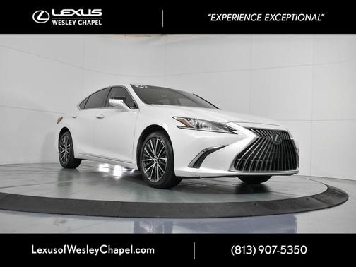 2024 Lexus ES 250 Base