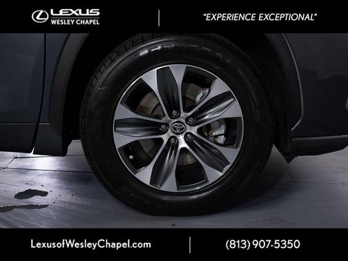 Magnetic Gray Metallic 2020 Toyota Highlander XLE