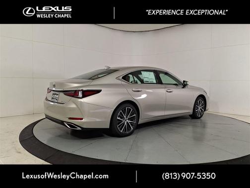 2025 Lexus ES 350 Base