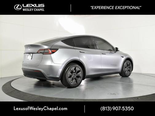 2024 Tesla Model Y Long Range Dual Motor All-Wheel Drive