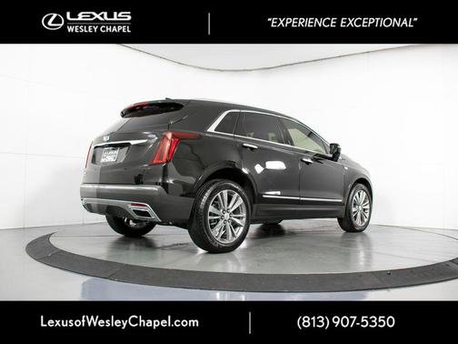 Stellar Black Metallic 2022 Cadillac XT5 Premium Luxury