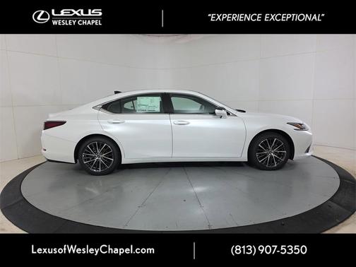 2025 Lexus ES 350 Base