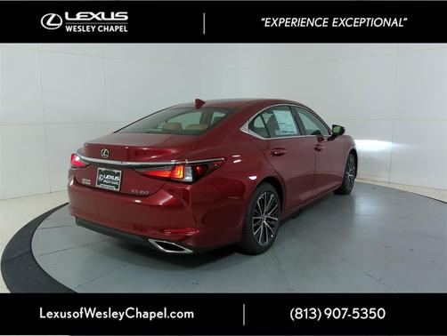 2025 Lexus ES 350 Base