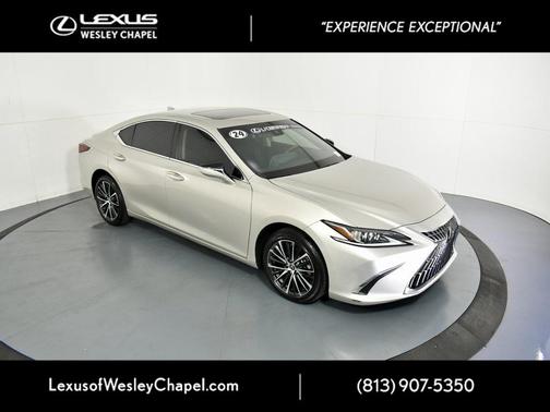 2024 Lexus ES 250 Base