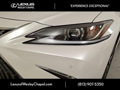 2025 Lexus ES 350 Base