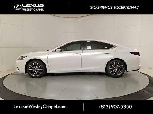 2025 Lexus ES 350 Base