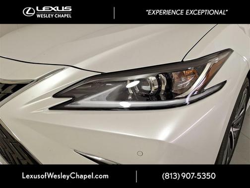 2025 Lexus ES 350 Base
