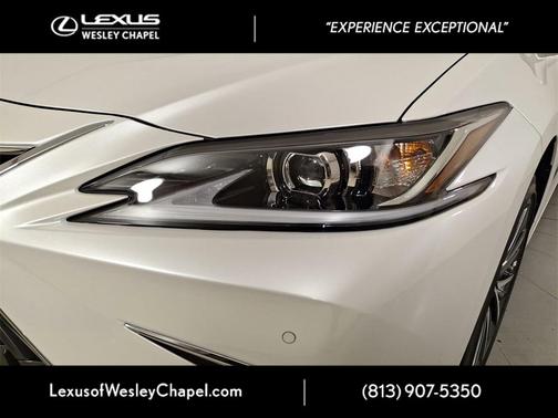 2025 Lexus ES 350 Base