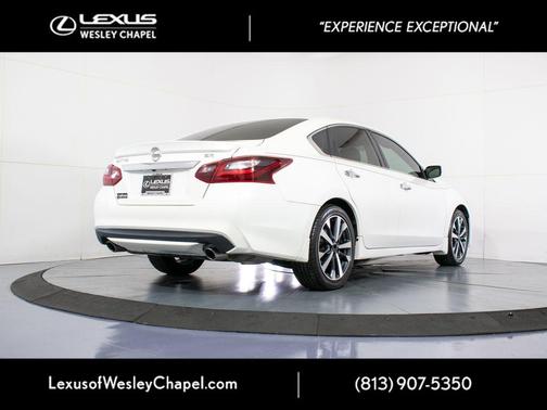 Pearl White 2017 Nissan Altima 2.5 SR