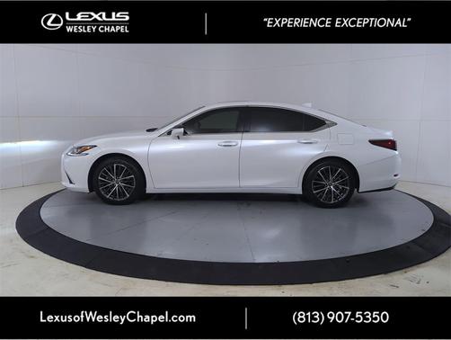 2022 Lexus ES 350 Premium