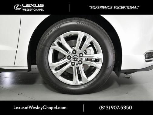 2024 Toyota Sienna Platinum