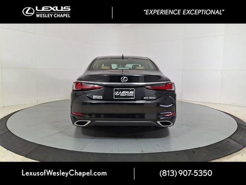 2025 Lexus ES 350 Base